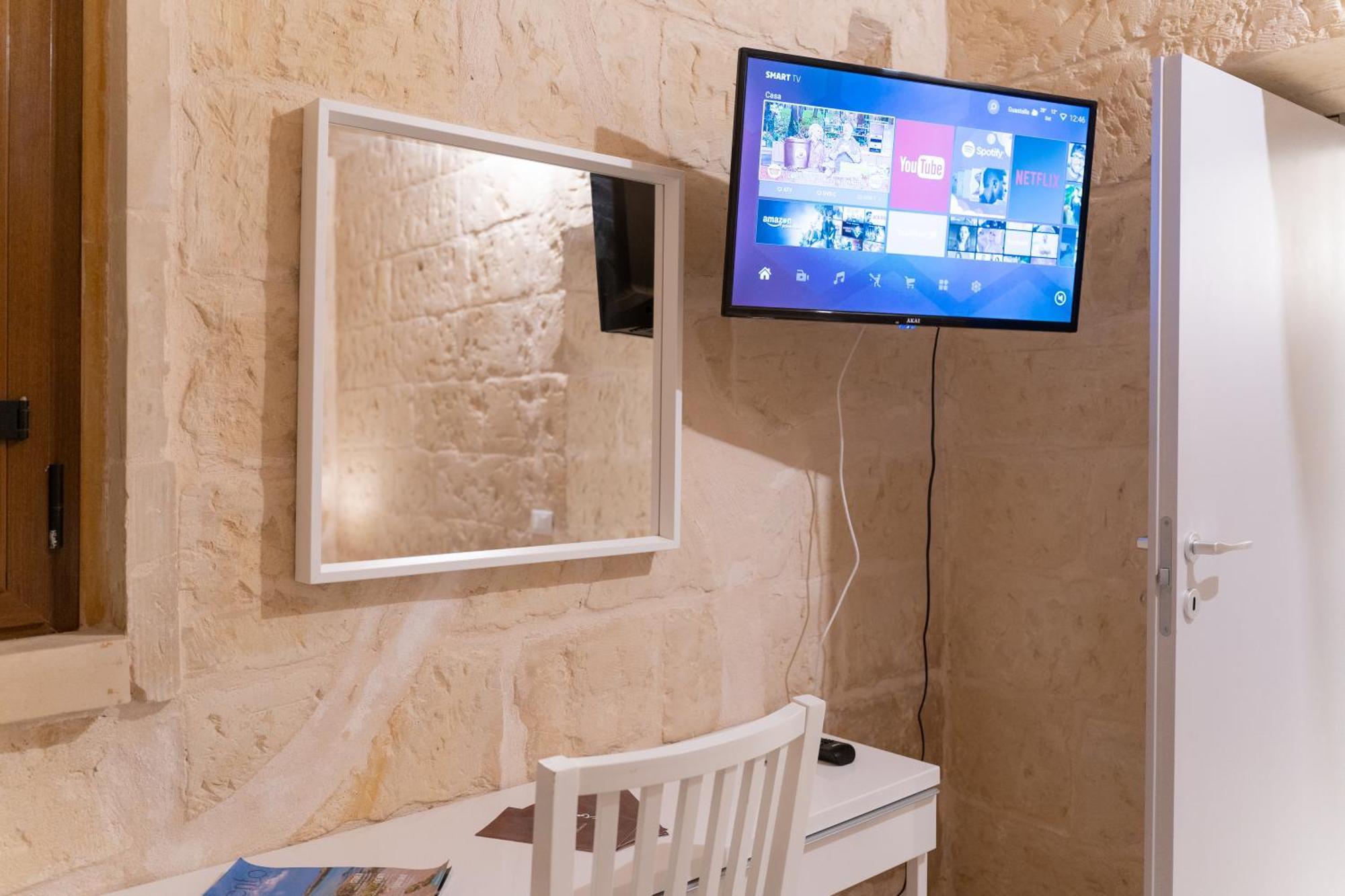 לצ'ה Dimora Barocca Apartment Irene מראה חיצוני תמונה