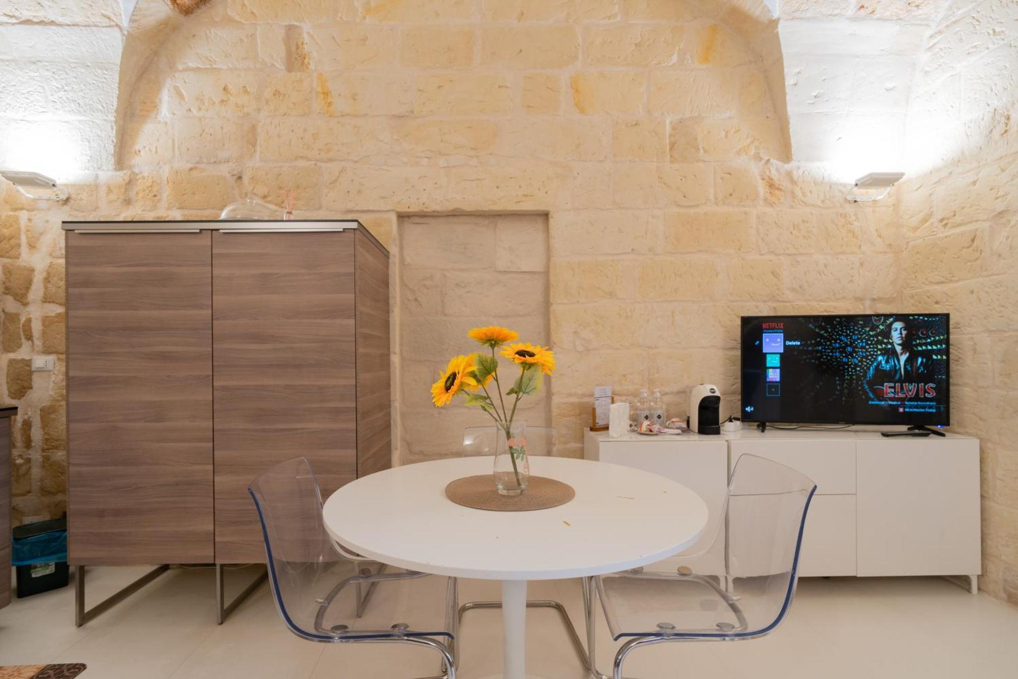 לצ'ה Dimora Barocca Apartment Irene מראה חיצוני תמונה